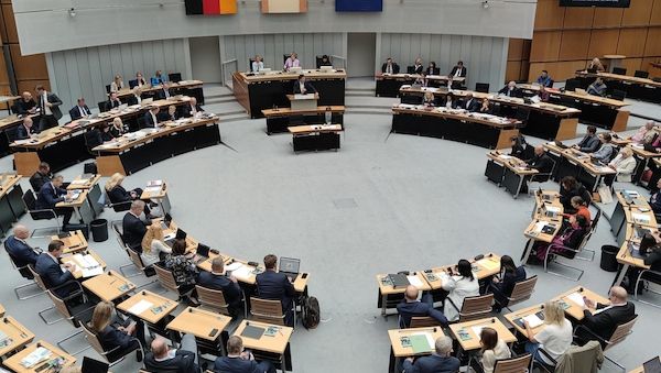 Berliner Abgeordnetenhaus beschließt Reform des Polizeigesetzes