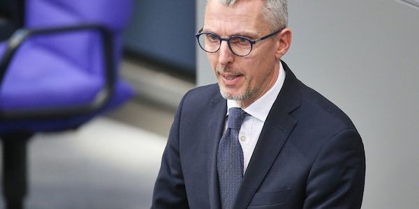 Castellucci kritisiert schleppende Aufnahme von Afghanen
