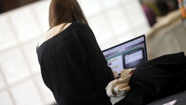 Umsatz im Dienstleistungsbereich im September niedriger