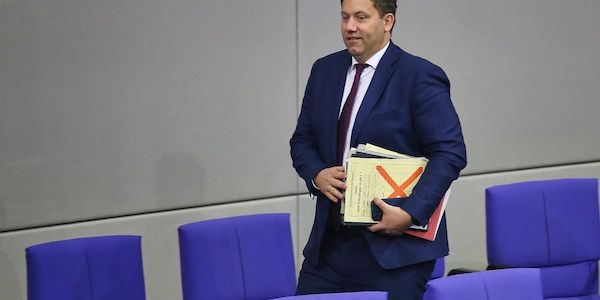 Klingbeil bringt Riester-Reform auf den Weg