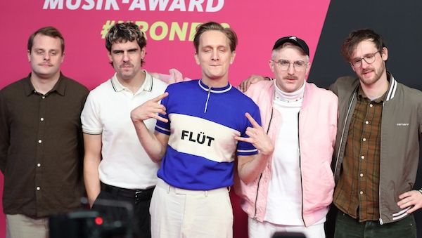 Kraftklub neu auf Platz eins der Album-Charts