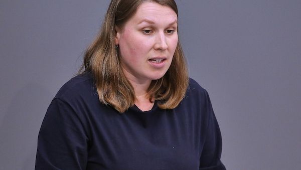 Grüne wollen mehr Schutz für Opfer von Menschenhandel