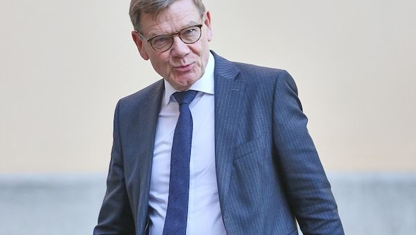 Wadephul will in China für mehr Druck auf Russland werben