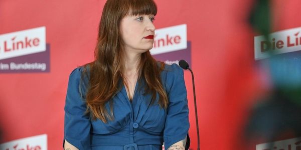 Reichinnek für offeneren Umgang mit Erkrankungen in Spitzenpolitik