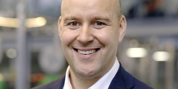 ARAG Experte David Schulz: Warum man Winterwandern solch eine große Wirkung nachsagt