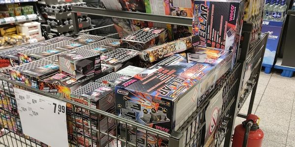 Berliner Bezirke planen Böllerverbote zu Silvester