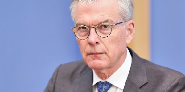 Wirtschaftsweiser kritisiert Bas-Vorschlag zur Rente