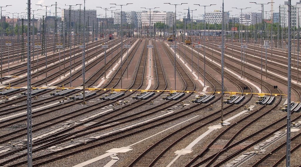 Bahn-Mitarbeiter lassen intern Frust raus