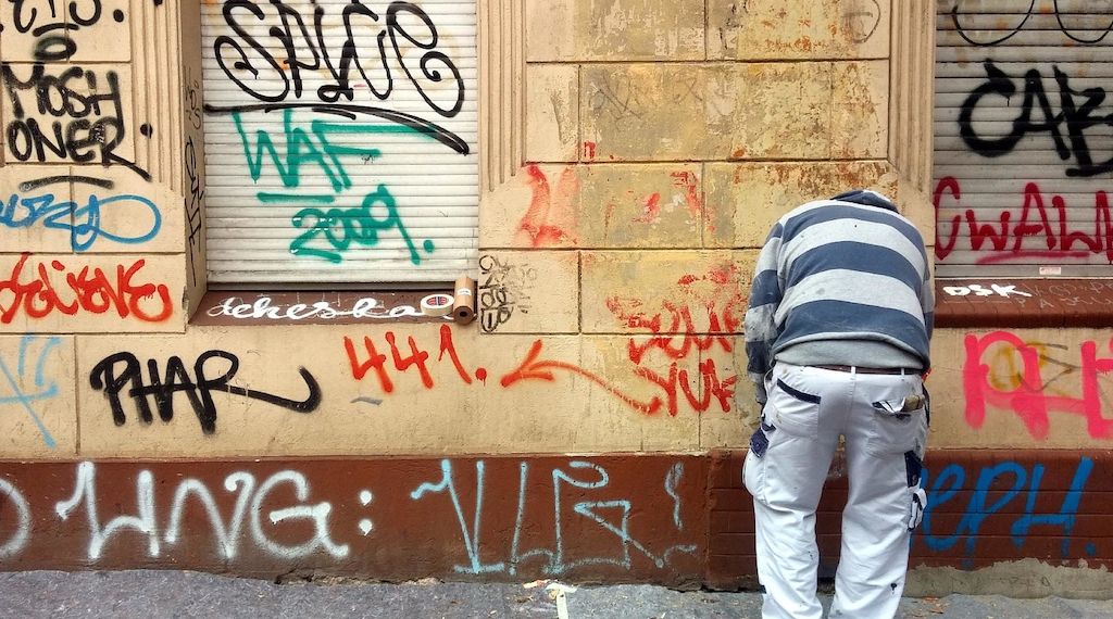 Bundespolizei nimmt zwei Graffiti-Sprayer am S-Bahnhof Hirschgarten fest