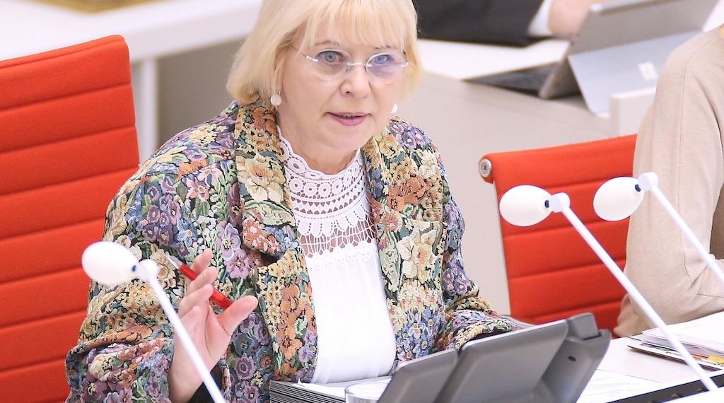 Brandenburgs Landtagspräsidentin bei Einheitsfeiern in Saarbrücken