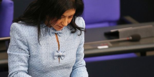 Reiche will frühere Unternehmensteuersenkung