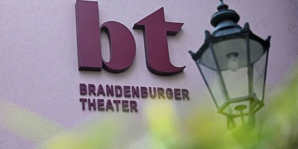 Debatte um das Brandenburger Theater in Havelstadt - Engagiert sich Anna Loos?