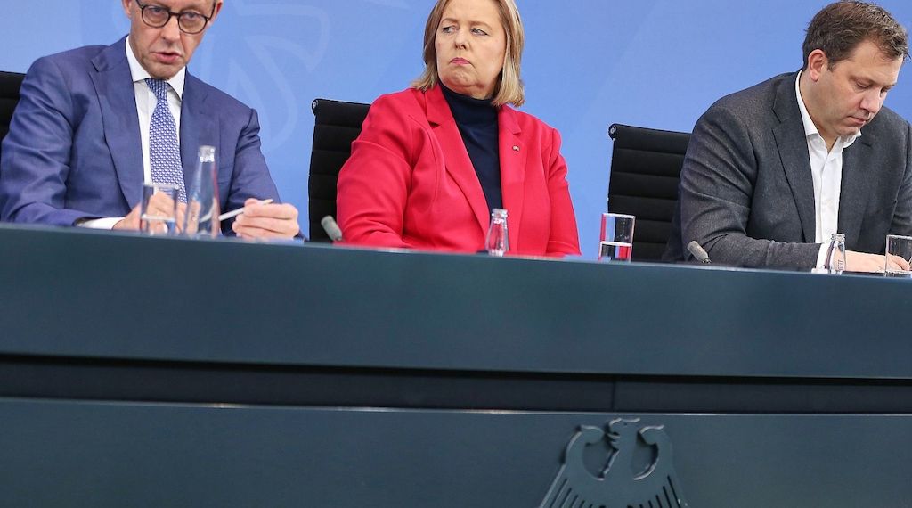 Grüne werfen Regierung Handlungsunfähigkeit vor