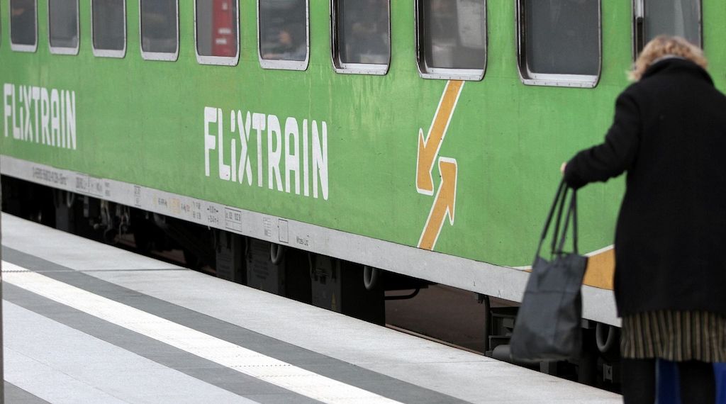 Flixtrain will mit "Hochfrequenznetz" Deutsche Bahn angreifen
