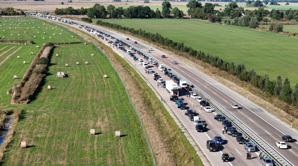 Zu den Weihnachtsferien volle Autobahnen in Berlin, Brandenburg und Mecklenburg-Vorpommern
