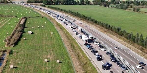 Zu den Weihnachtsferien volle Autobahnen in Berlin, Brandenburg und Mecklenburg-Vorpommern