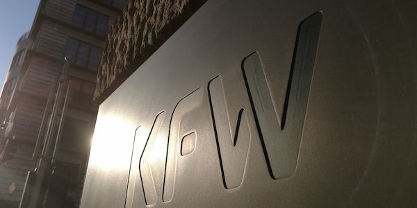 KfW: Großunternehmen kürzen beim Klima - Mittelstand investiert