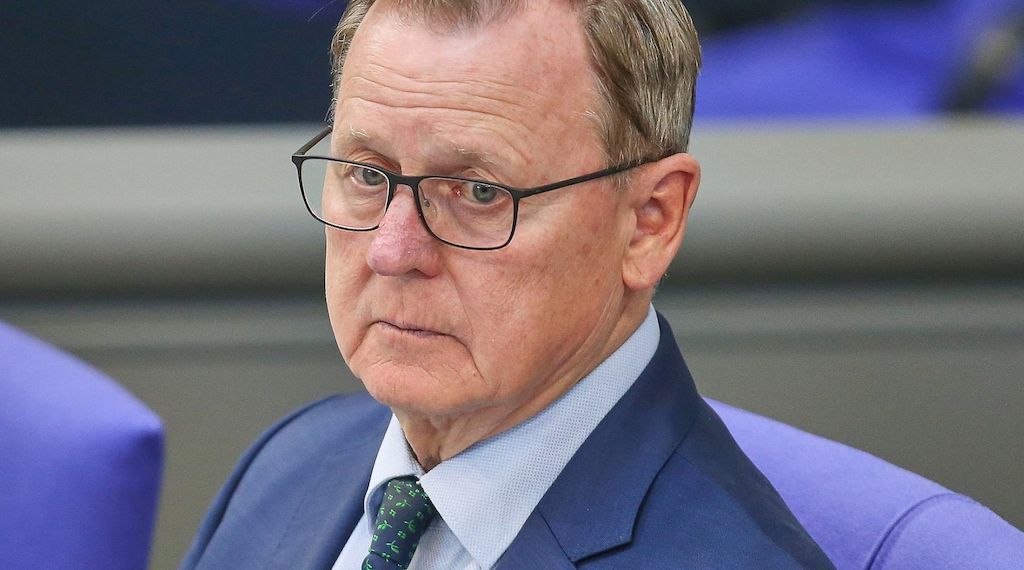 Ramelow: "Nationale Symbole werden jeden Tag mit Füßen getreten"