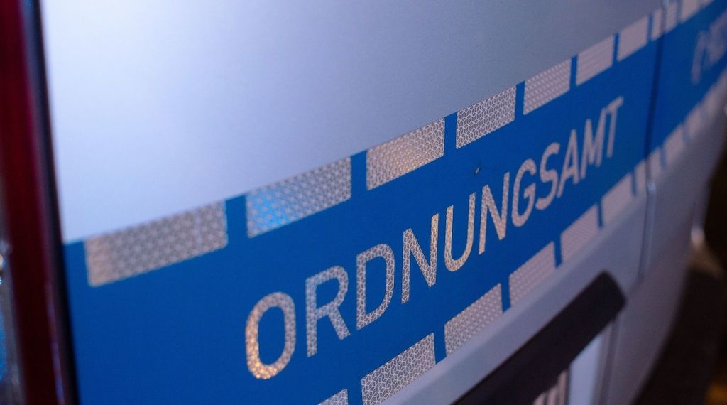 Berlin-Pankow: Mann beißt Ordnungsamtsmitarbeiter bei einer Kontrolle ins Gesicht