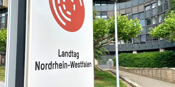Landesregierung und Verbraucherzentrale verlängern Zusammenarbeit bis 2030