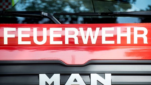 Lkw fängt Feuer auf A10 Anschlussstelle Ludwigsfelde-West