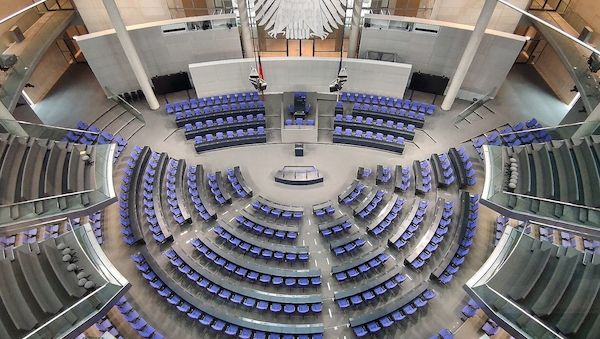 Bundestag: Mehr Geld für Fraktionen trotz geschrumpften Parlaments