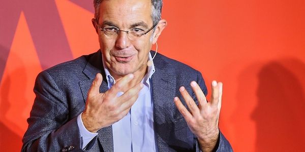 Navid Kermani wünscht sich mehr Begeisterung in der Politik