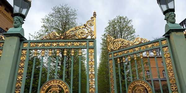 Nach Bränden: Historische Gärten in Potsdam an Silvester zu