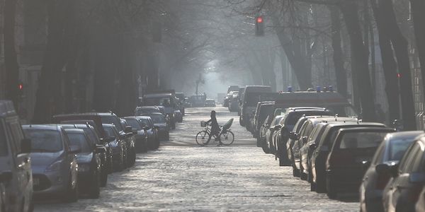 Kai Wegner will schnelle Erhöhung der Anwohnerparkgebühren