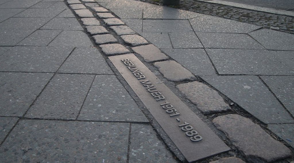 Ostdeutsche halten Begriff "neue Bundesländer" für veraltet