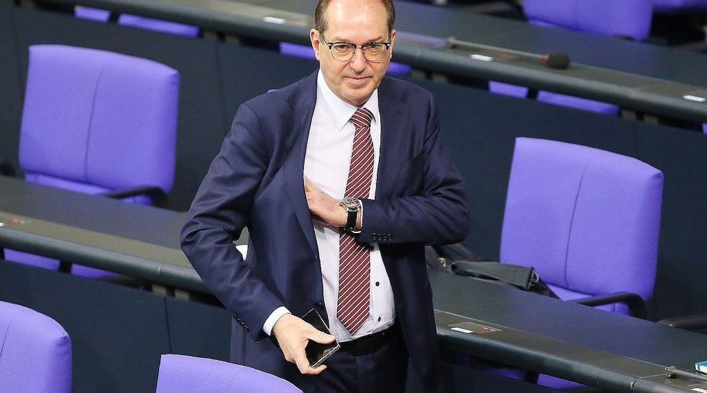 Dobrindt plant Sicherheitsoffensive