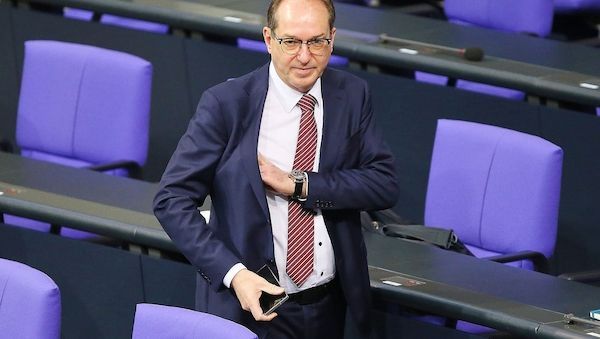 Dobrindt plant Sicherheitsoffensive
