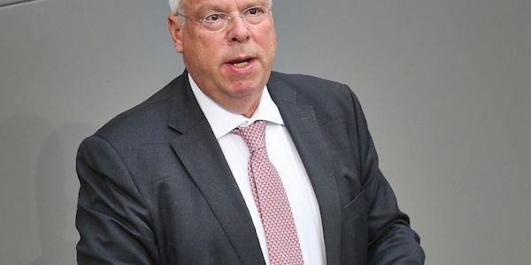 Hardt hält schnellen Frieden in Ukraine für unwahrscheinlich