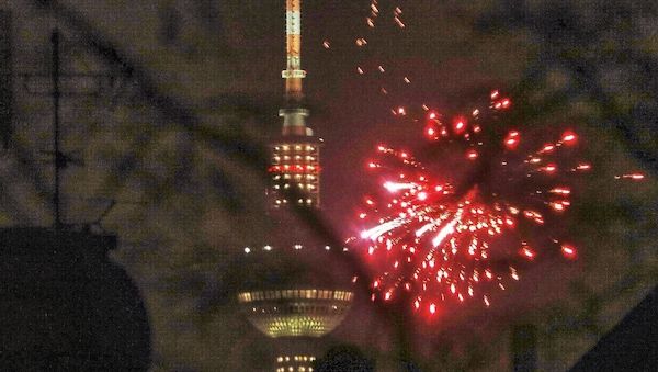 Berliner Polizei richtet Silvester-Verbotszonen für Pyrotechnik und Waffen ein