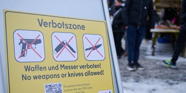 Wo Waffen und Feuerwerk an Silvester in Berlin verboten sind
