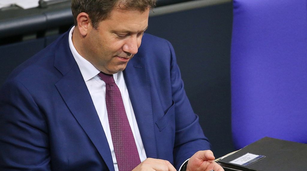 Klingbeil verzichtet an Weihnachten bewusst aufs Handy