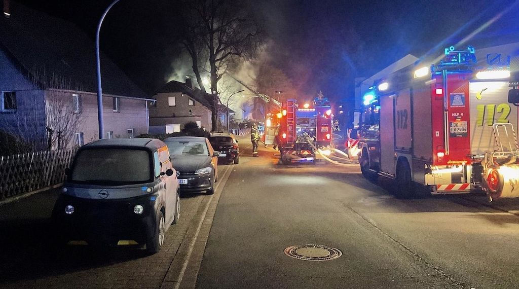 Vollbrand in Dortmunder Wohnhaus fordert Todesopfer