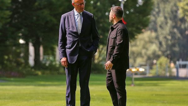 Merz will in Telefonat mit Selenskyj Details zu Trump-Treffen