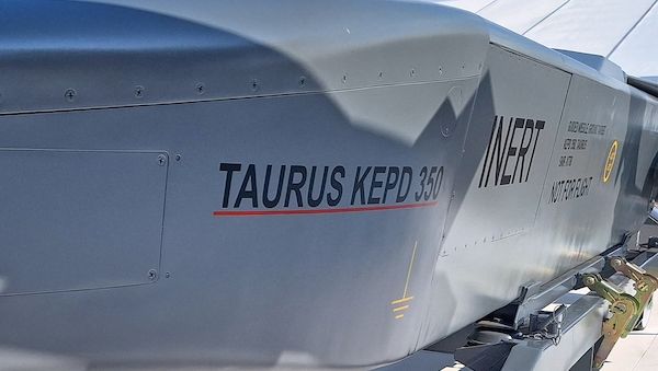 Nouripour dringt auf Taurus-Lieferung an Ukraine