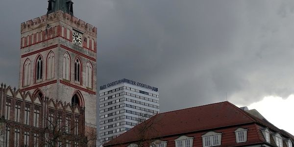Frankfurt (Oder) warnt vor Feuerwerk an der Stadtbrücke