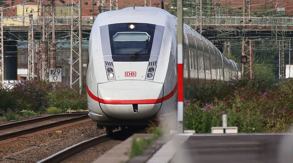 Grüne fordern besseren Service von der Bahn