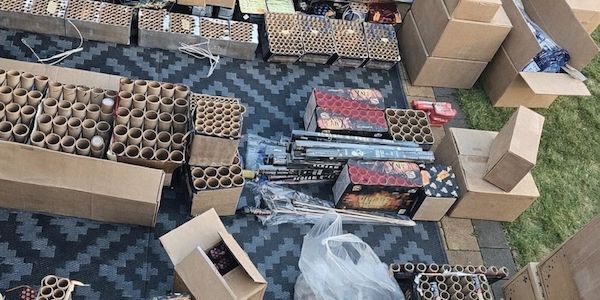 Polizei sichert über eine Tonne Pyrotechnik in Falkensee