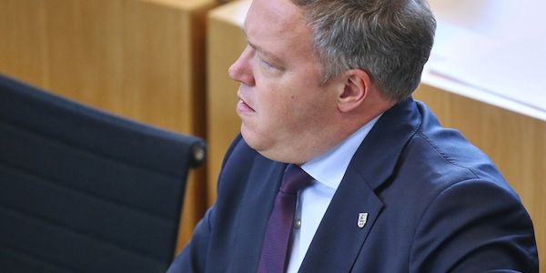 Voigt mahnt schnellere Umsetzung politischer Vorhaben im Bund an