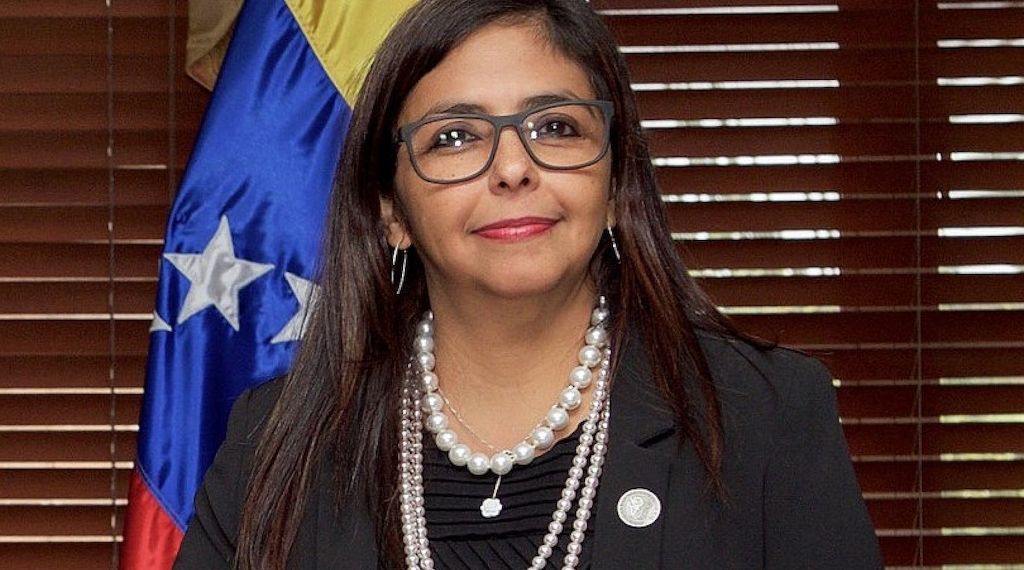 Venezuelas Vizepräsidentin zur Interims-Staatschefin ernannt