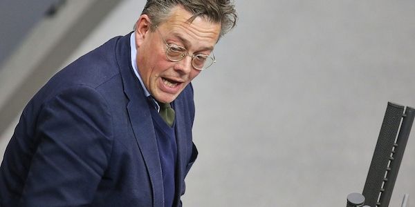 Anschlag auf Stromnetz: Von Notz für Ermittlungen des Bundesanwalts