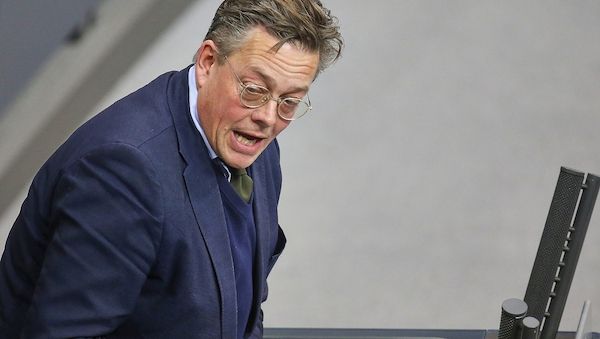 Anschlag auf Stromnetz: Von Notz für Ermittlungen des Bundesanwalts