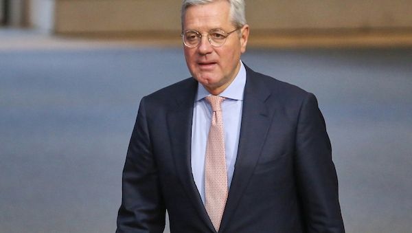 Röttgen warnt Europäer vor Trump-Aktion in Grönland