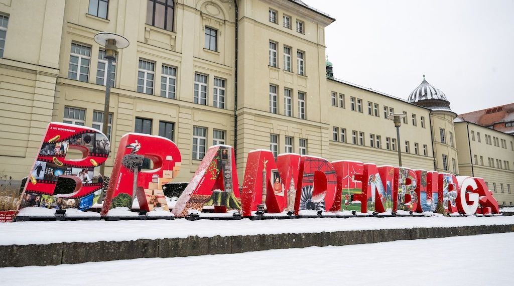 Brandenburgs Landesregierung will Bürokratie an den Kragen - Entwurf auf dem Weg