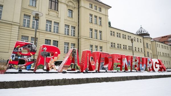 Brandenburgs Landesregierung will Bürokratie an den Kragen - Entwurf auf dem Weg