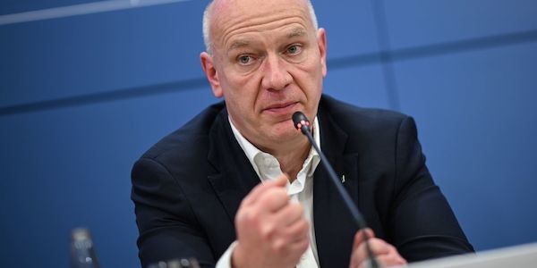 Kai Wegner wehrt sich nach Stromausfall gegen Kritik